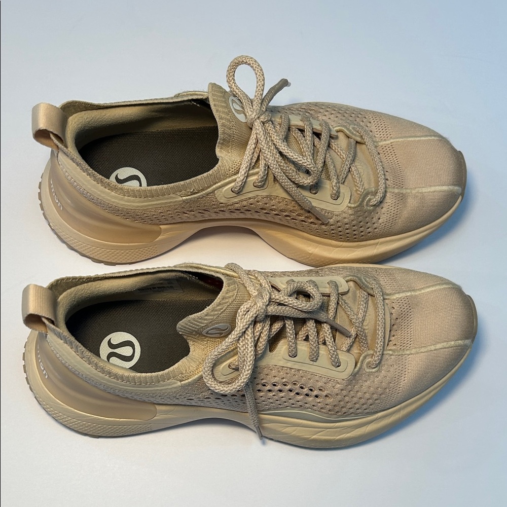 Lululemon Chargefeel 3 cross-training shoes